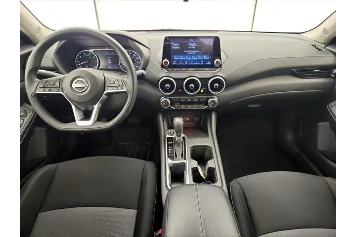 $21998 : Nissan Sentra 2025 SV 4dr Se image 9