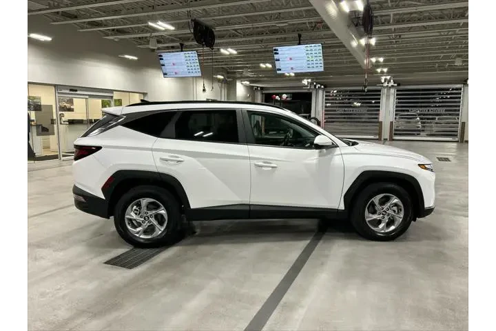 $22957 : Hyundai TUCSON 2024 AWD SEL image 9