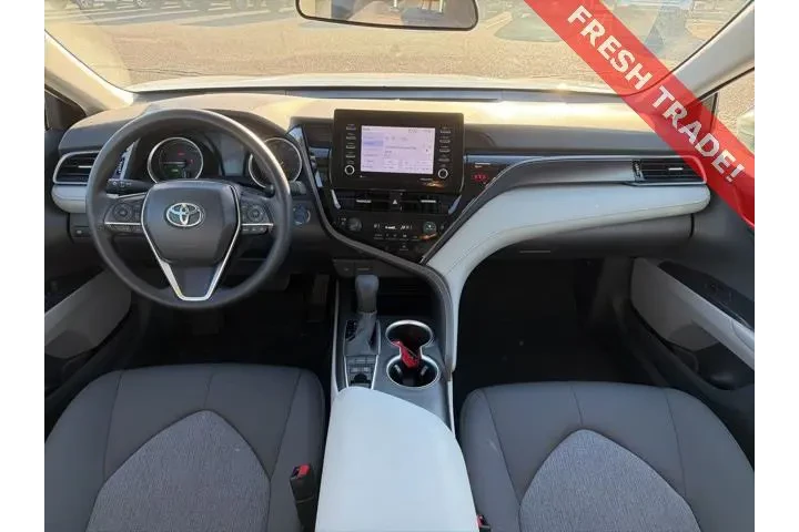 $27874 : Toyota Camry Hybrid 2024 LE image 10