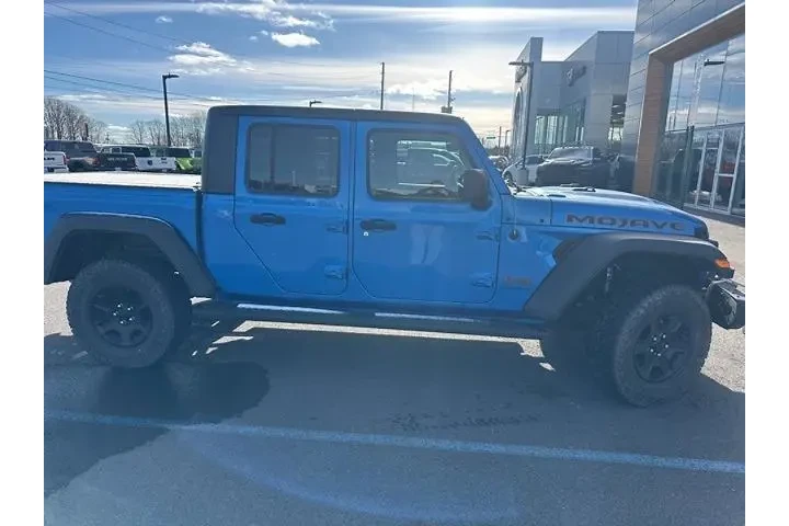 $38963 : Jeep Gladiator 2021 4x4 Moja image 4