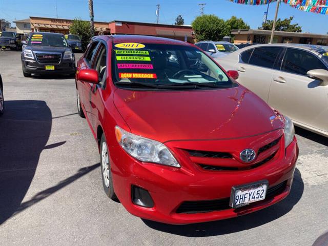 $11999 : 2011 Corolla LE image 3