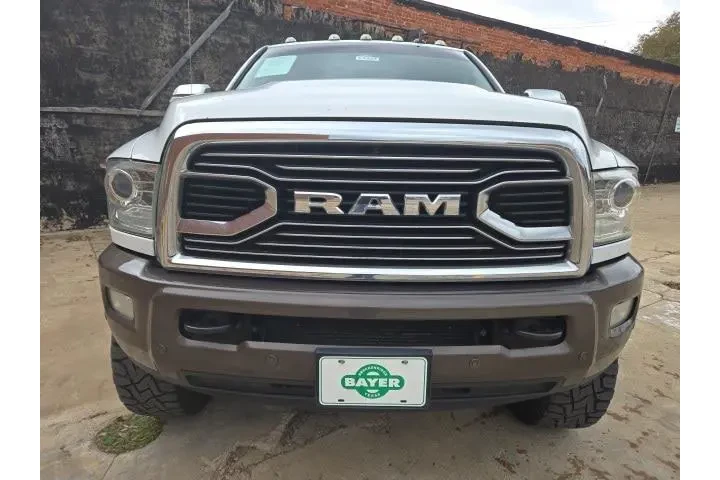 $39990 : Ram 2500 2018 4x4 Laramie Li image 2