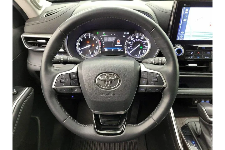 $39998 : Toyota Highlander 2022 AWD P image 10