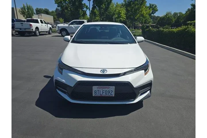 $22495 : Toyota Corolla 2021 SE 4dr S image 2