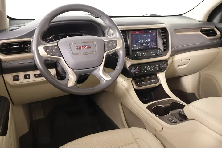 $32999 : GMC Acadia 2022 Denali 4dr S image 2