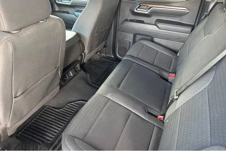 $34722 : Chevrolet Silverado 1500 202 image 6