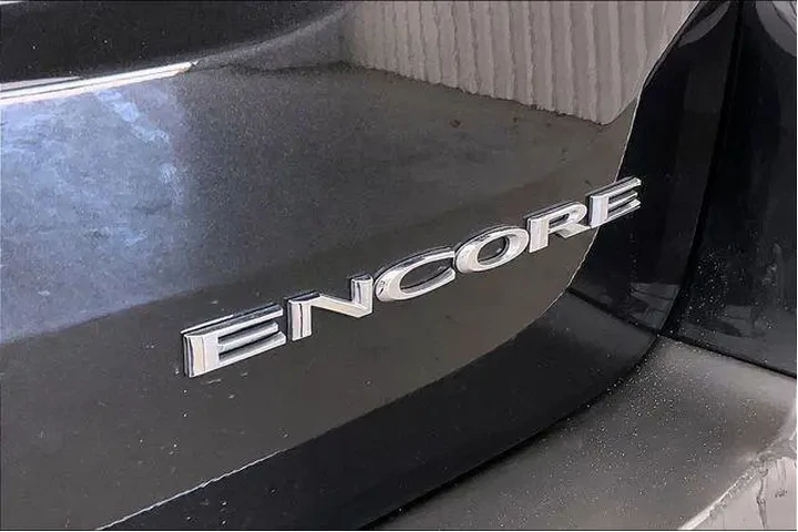 $12990 : Buick Encore 2016 Leather 4d image 9