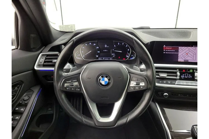 $25998 : BMW 3 Series 2021 330i 4dr S image 10
