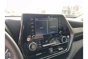 $21990 : Toyota Highlander 2021 L 4dr thumbnail