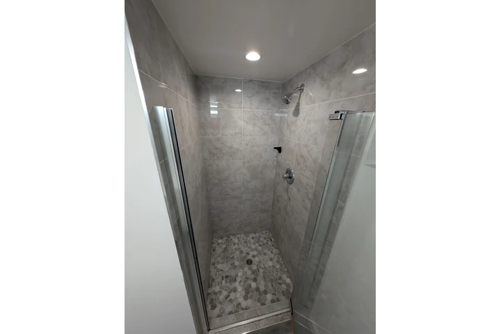$2900 : NORTH HOLLYWOOD APT. 3 RECS. image 4