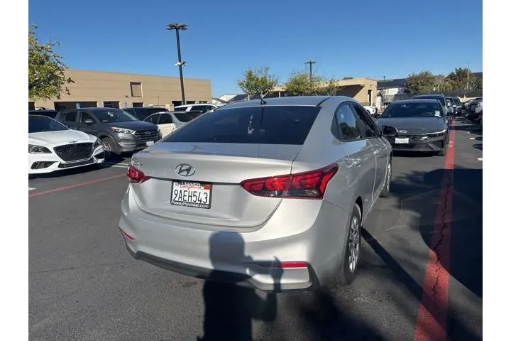 $16900 : Hyundai ACCENT 2022 SE 4dr S image 3