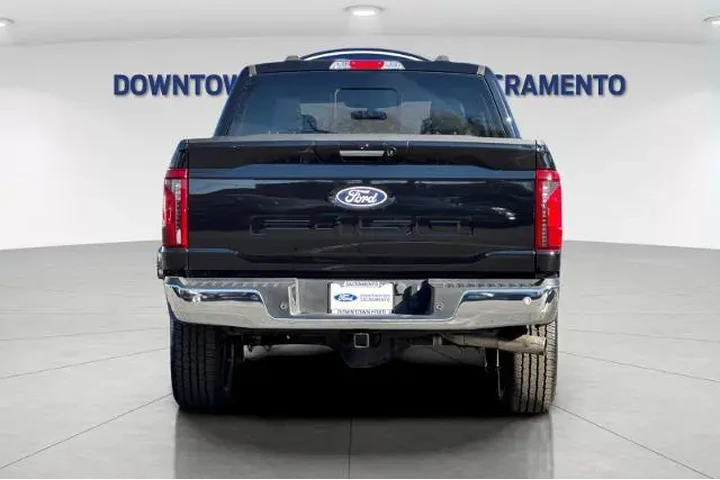 $39991 : Ford F-150 2024 4x4 XLT 4dr image 9