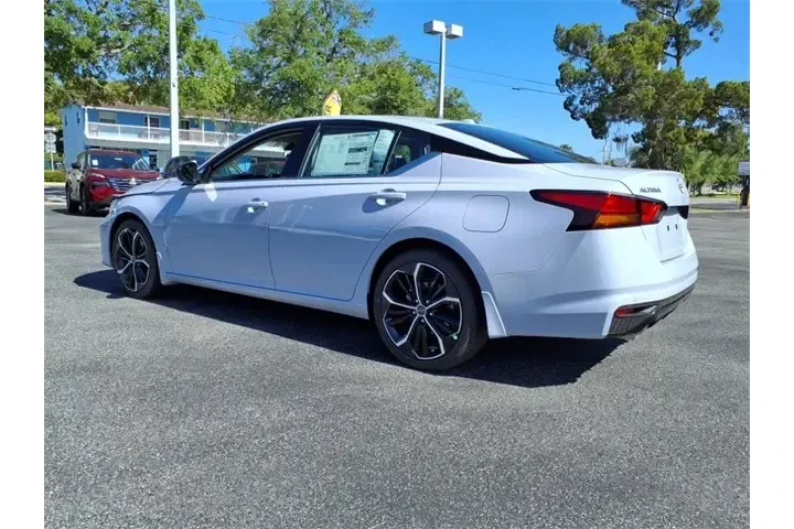 $26995 : Nissan Altima 2025 2.5 SR 4d image 5