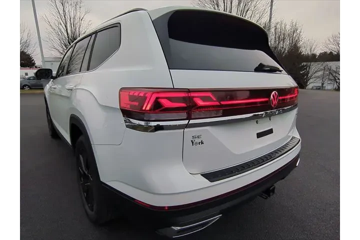 $39990 : Volkswagen Atlas 2025 AWD SE image 3