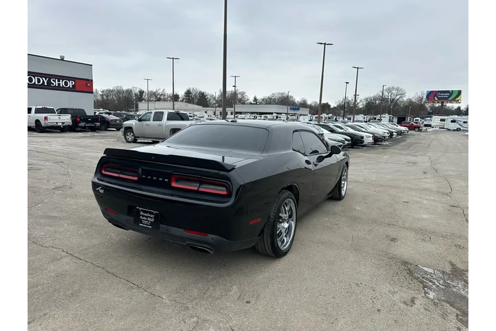 $17980 : 2019 Challenger R/T RWD image 2