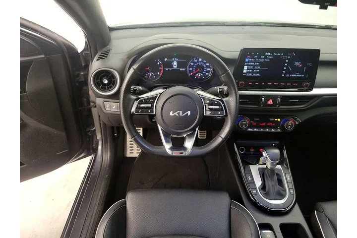 $22998 : Kia Forte 2024 GT-Line 4dr S image 10