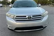 $9400 : 2011 Highlander SE thumbnail