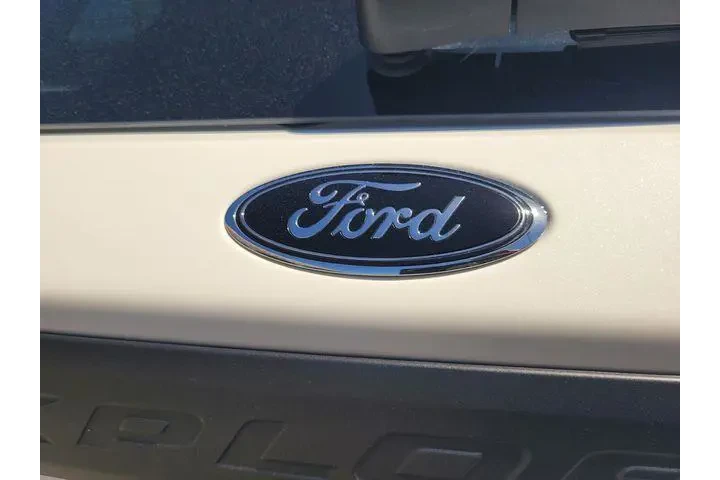 $39126 : Ford Explorer 2023 AWD Timbe image 7