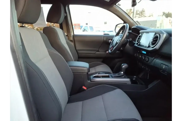 $33200 : Toyota Tacoma 2022 4x4 TRD S image 7