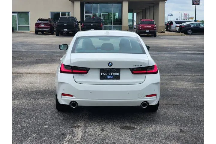 $38995 : BMW 3 Series 2025 330i 4dr S image 5