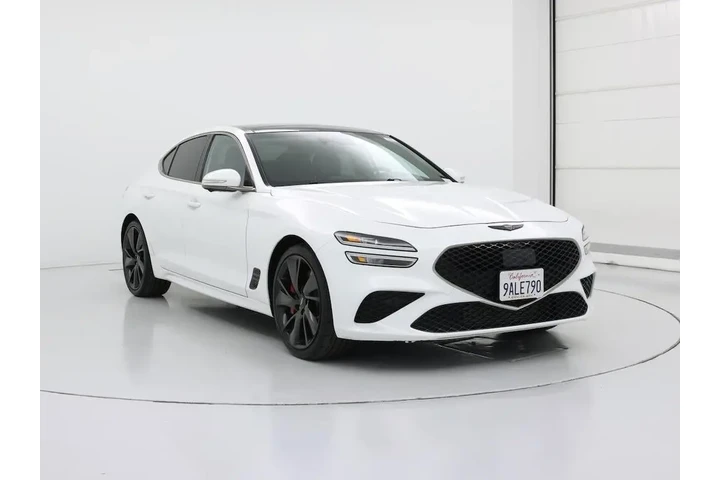 $29998 : Genesis G70 2022 3.3T Standa image 1