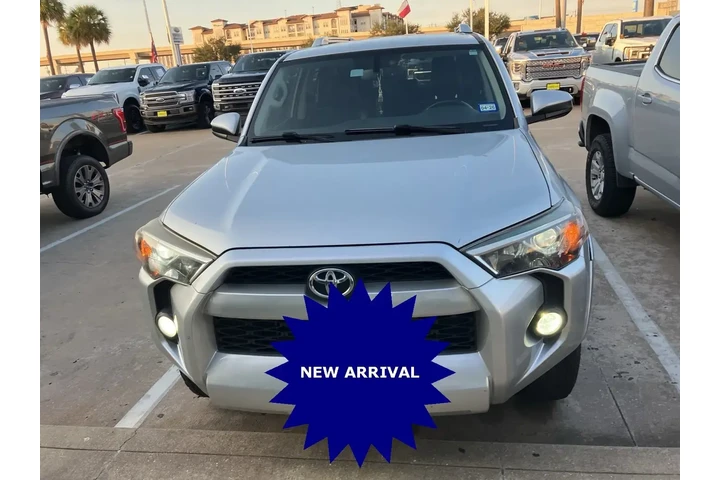 $19891 : Toyota 4Runner 2014 4x2 SR5 image 2