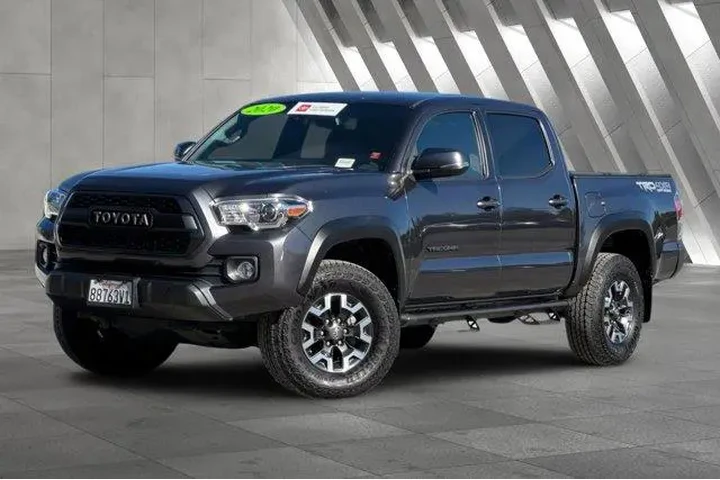 $36500 : Toyota Tacoma 2020 4x4 TRD O image 2