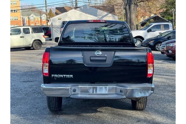$10990 : 2015 Frontier S image 7
