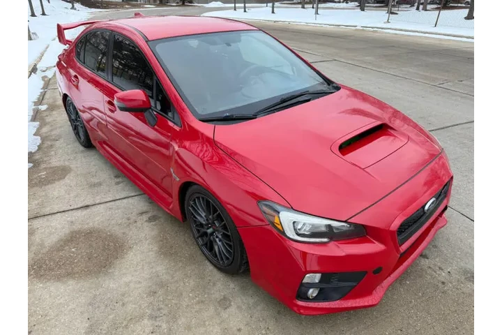 $19995 : 2017 WRX STI image 9