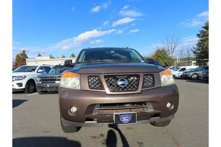 $10000 : Nissan Armada 2014 4x4 SV 4d image 2