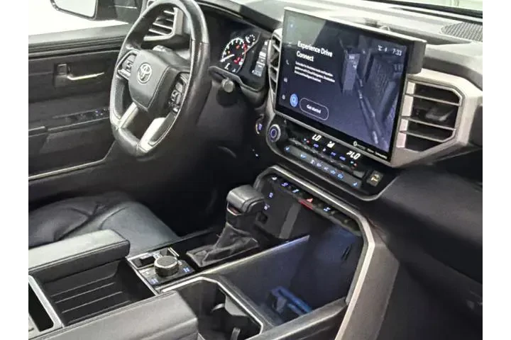 $40000 : Toyota Tundra 2022 4x4 SR5 4 image 9