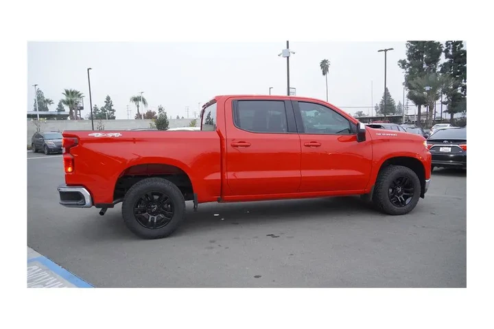 $33984 : 2020 Silverado 1500 LT image 4