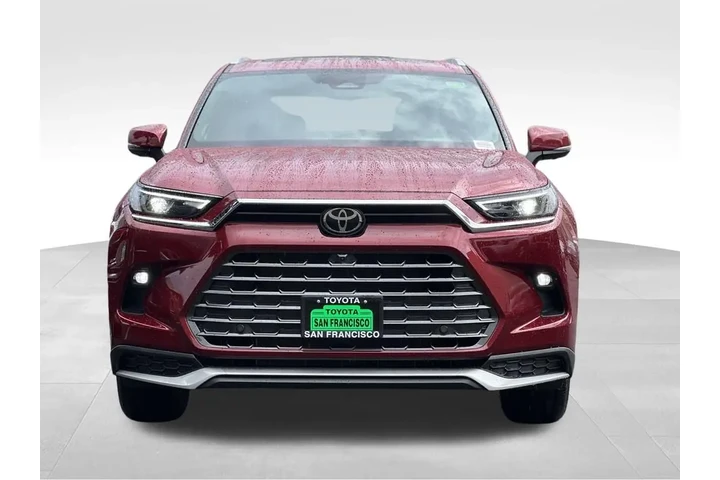 $61990 : Gold Certified 2026 Grand Hig image 8