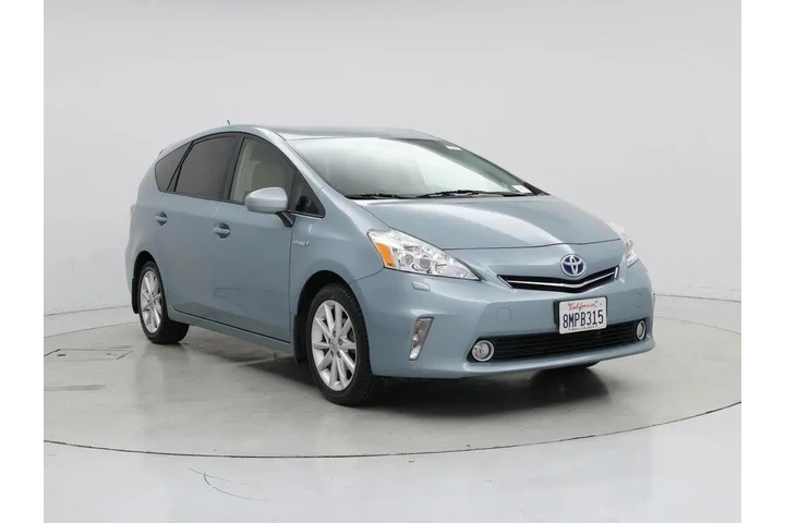 $15998 : Toyota Prius v 2014 Five 4dr image 1
