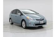 Toyota Prius v 2014 Five 4dr