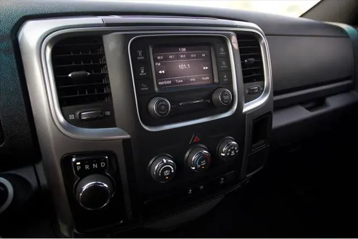 $28995 : Ram 1500 Classic 2024 4x2 SL image 7