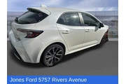 $17050 : Toyota Corolla Hatchback 201 thumbnail