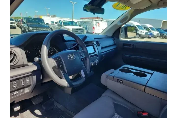$22889 : Toyota Tundra 2019 4x2 SR 4d image 7