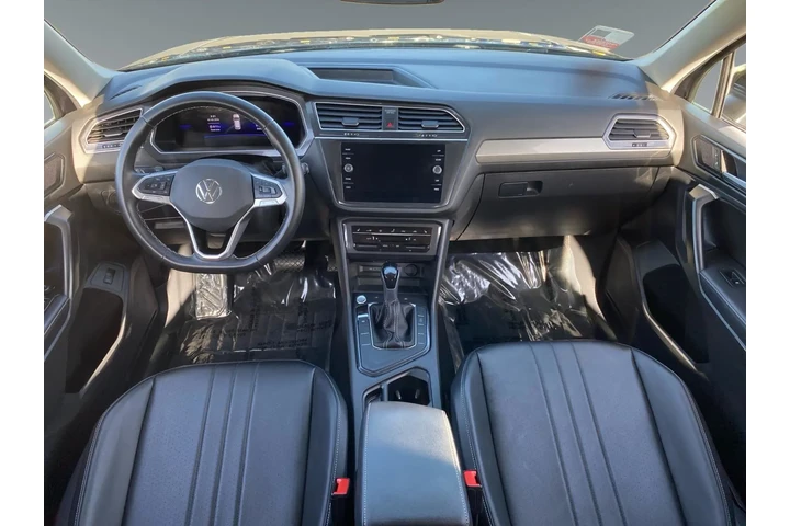 $28109 : Volkswagen Tiguan 2024 image 10