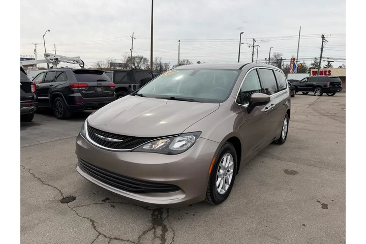 $9980 : 2017 Pacifica LX image 6