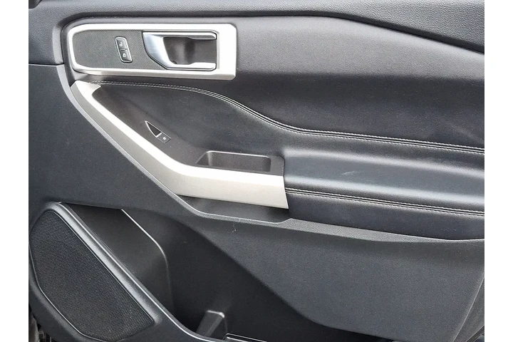 $23999 : Ford Explorer 2022 AWD XLT 4 image 10