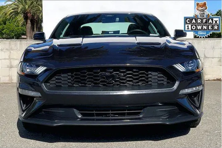 $29985 : Ford Mustang 2022 EcoBoost 2 image 3