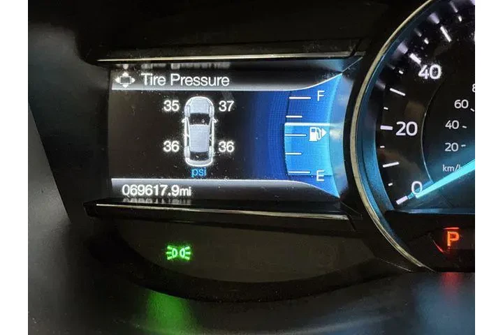 $17985 : Ford Explorer 2019 XLT 4dr S image 6