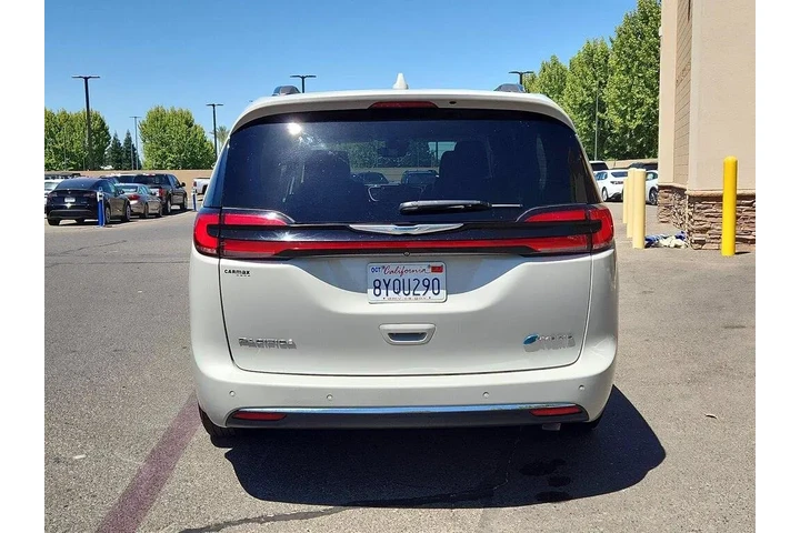 $23998 : Chrysler Pacifica Hybrid 202 image 6