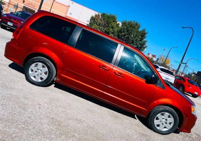 $7499 : 2012 Grand Caravan SE image 3