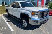 $31199 : PRE-OWNED 2016 SIERRA 2500HD thumbnail