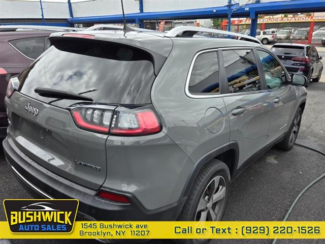 $18995 : Used 2019 Cherokee Limited 4x image 4