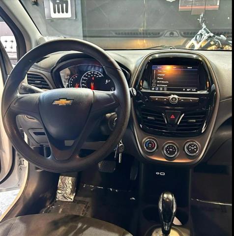 $7400 : Chevrolet Spark 2019 image 5