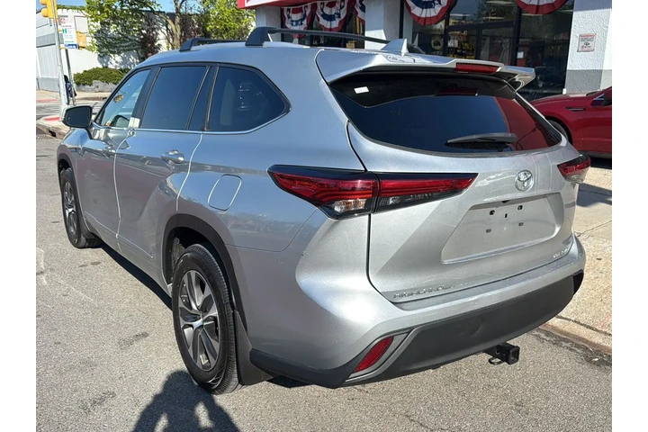 $36490 : Toyota Highlander 2023 AWD X image 4