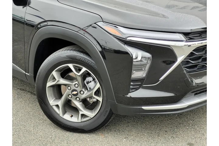 $22898 : Chevrolet Trax 2025 LT 4dr C image 9